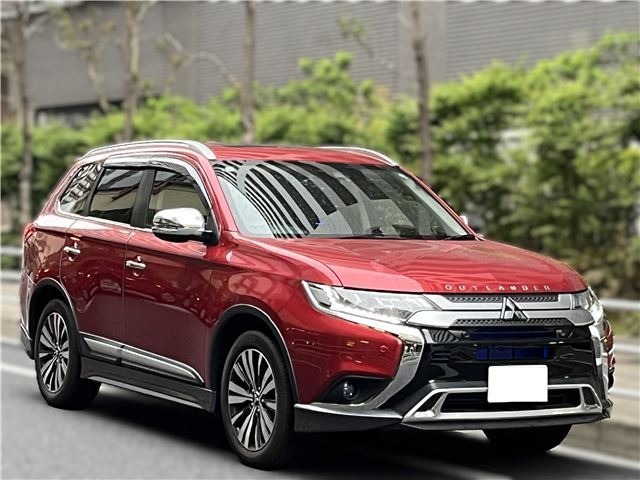 Mitsubishi Outlander 2019, 7 seater, Gasoline