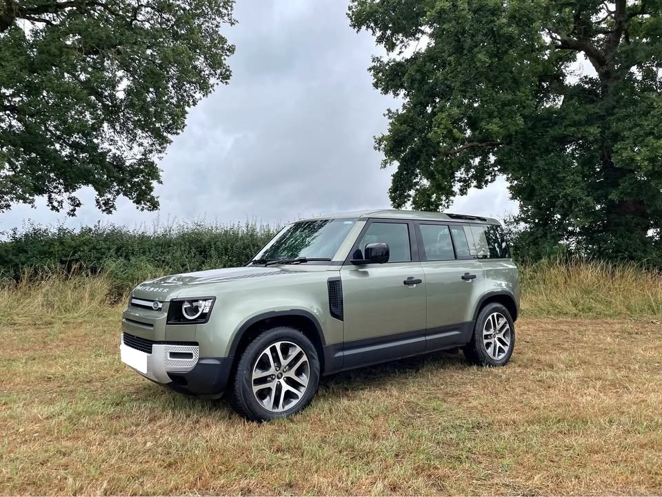 Land Rover Defender 110 D200