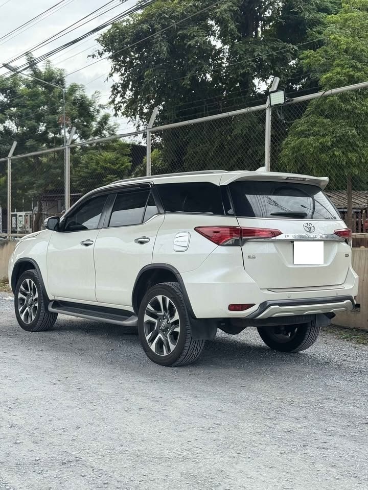 2019 Toyota Fortuner 2.8L Turbo Diesel 4WD | 450 Nm | 7-Seater